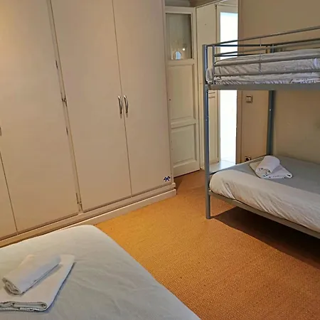 Preciosa Casa Al Borde De Un Acantilado 度假居 *